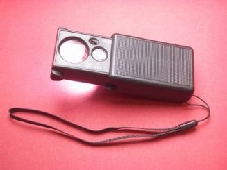 Lupe ausziehbar mit zwei unterschiedlichen Leuchtquellen (Weiß und Violette), 30fache & 60fache Vergrößerung, Werkzeug 