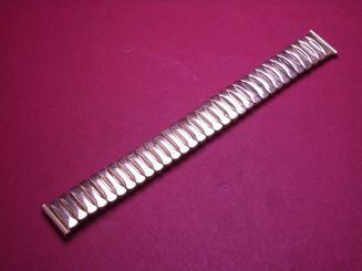 Metall-Flex-Uhrenarmband, 18mm-16mm, Länge 15,6cm, leichte Lagerspuren 