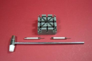 Werkzeug-Set zum Kürzen von Metallarmbändern 