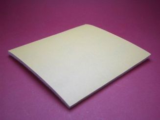 Flexibles Schleifpapier mit 800er Korn auf Schaumstoff kaschiert 
