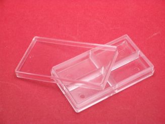 1 Kunstoffdose Box mit 4 Fächer und  Deckel ca. 52mm x 30mm x 9,7mm, beachten sie unsere Staffelpreise 1 Stück