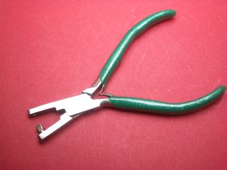 Lochzange für Langlöcher ca. 4mm x 2,3mm  Werkzeug für Lederarmbänder 