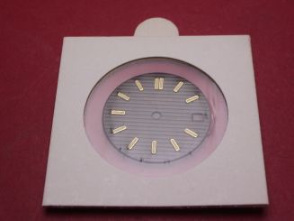 Patek Philippe Zifferblatt, Ø 26,5mm, schwarz mit goldfarbenen Indikatoren, NOS (New Old Stock) 