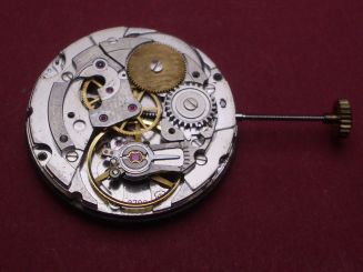 Uhrwerk ETA Cal. 2783, Datum bei der 6, mit Ernest Borel Coctail Zifferblatt, Sekunde, Minute, springende Stunde, ohne Automaik 