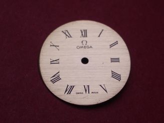 Omega Zifferblatt, Ø 20,8mm, gold mit schwarzer Schrift 