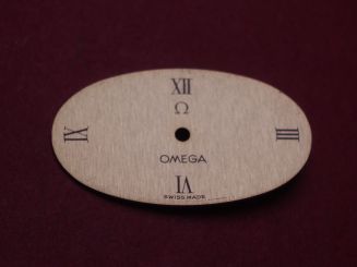 Omega Zifferblatt, 15,2mm x 26,0mm, gold mit goldfarbenen Inlays 