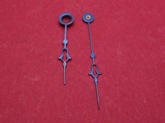 Taschenuhr-Zeiger blau, Loch-Ø Std/Min 170/<30, Länge Stundenzeiger: ca. 13,5mm, Länge Minutenzeiger ca. 19,4mm 