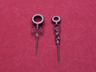 Taschenuhr-Zeiger schwarz Roskopf Louis XV , Loch-Ø Std/Min 195/120, Länge Stundenzeiger: ca. 9,7mm, Länge Minutenzeiger ca. 12,7mm 