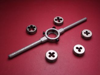 Schneideisen M4, M5, M6, M8 & M10, gebraucht 