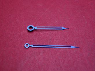 Zeigerspiel für Uhrwerke 17 Linien, Stahl, gebläut, Stundenzeiger: Ø 175 Länge 15,2mm, Minutenzeiger: Ø 110 Länge 20mm 