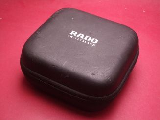 Rado Uhrenbox mit Reißverschluss, 12,5cm x 12,5cm x 5,5cm, gebraucht 