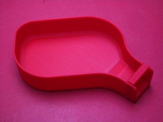 Sortier- und Schüttschale aus Kunststoff, Breite: ca. 9,5cm, Länge: ca. 11,5cm, Höhe: ca. 2,1cm, Farbe: rot 