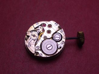 AS Uhrwerk Kal. 969, Handaufzug, Ø 15,3mm, 38H Gangreserve, f = 18,000 vph, NOS (New Old Stock) 