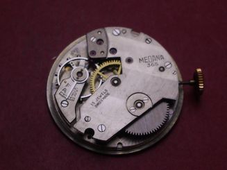 MST (Roamer) Uhrwerk Kal. 365 mit Medana Zifferblatt & Zeigern, Handaufzug, Ø 26.7mm, NOS (New Old Stock) 