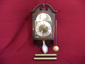 Wanduhr mit Pendel und Gewichten, 55cm x 23cm x 14cm, gebraucht 