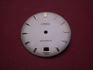 Omega Zifferblatt, Ø 27,5mm, creme mit goldfarbenen Inlays 