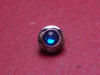 Uhrenkrone, weiß, Ø 4,9mm, Höhe 3,6mm, Gewinde 0,9mm, mit blauem Stein 