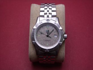 Tag Heuer Professional, Quarz, Stahl, Bandbreite: 19mm im Verlauf auf 16mm, Ref. WD1211-K-20, getragen 