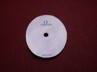 Omega Zifferblatt, ca. 14,3mm x 16,6m, perlmutt 