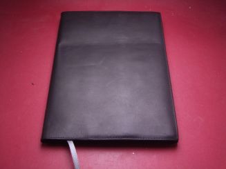 Rado Notizbuch, Lederbund, 22cm x 15cm x 1cm, mit Aufbewahrungstasche, weist leichte Lagerspuren auf 