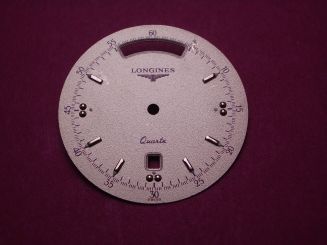 Longines Zifferblatt, Ø 16,5mm, gold mit goldfarbenen Inlays, leicht beschädigt 