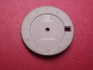 Omega Zifferblatt, Ø 24,0mm, grau, leichte Gebrauchsspuren 