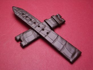 Breguet Lederarmband, Krokodil, Breite: 17mm im Verlauf auf 14mm, Zwischenbreite: 5,2mm, Längen: Lochseite 105mm & Schließenseite 65mm, braun, ohne Schließe, 3654BN 