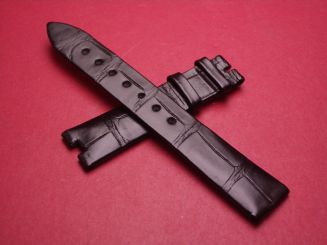 Breguet Lederarmband, Krokodil, Breite: 16mm im Verlauf auf 14mm, Zwischenbreite: 4,6mm, Längen: Lochseite 105mm & Schließenseite 65mm, schwarz, ohne Schließe 
