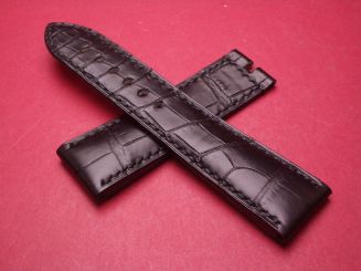 Breguet Lederarmband, Krokodil, Breite: 23mm im Verlauf auf 20mm, Längen: Lochseite 115mm & Schließenseite 75mm, schwarz, ohne Schließe, GCU.9V6.LO.NB 