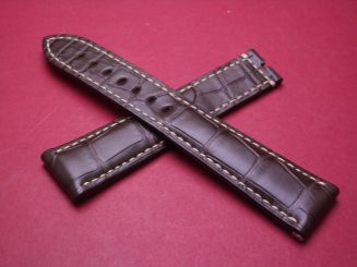 Breguet Lederarmband, Krokodil, Breite: 22mm im Verlauf auf 18mm, Längen: Lochseite 125mm & Schließenseite 90mm, braun mit heller Naht, ohne Schließe, GCU.9Z8.LS.UM.21 
