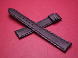 Yves Saint Laurent Leder-Armband, 16mm im Verlauf auf 14mm, Längen: Lochseite 115mm & Schließenseite 75mm, Farbe: schwarz, ohne Schließe 