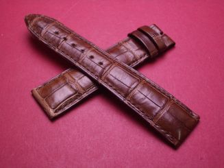 Piaget Leder-Armband, Krokodil, Breite: 21mm im Verlauf auf 18mm, Längen: Lochseite 115mm & Schließenseite 80mm, Farbe: braun, ohne Schließe 