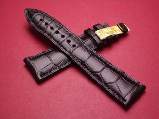Blancpain Leder-Armband, Krokodil, Breite: 22mm im Verlauf auf 18mm, Längen: Lochseite 115mm & Schließenseite 75mm, Farbe: schwarz, ohne Schließe, JPCL1ECS22S 