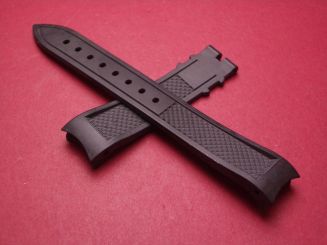 Breguet Kautschukarmband, Breite: 16mm im Verlauf auf 14mm, Längen: Lochseite 105mm & Schließenseite 65mm, schwarz, ohne Schließe, GCU.564.8818.N 