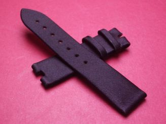 Breguet Lederarmband, mit Stoffüberzug, Breite: 18mm im Verlauf auf 16mm, Zwischenbreite: 4,1mm, Längen: Lochseite 95mm & Schließenseite 60mm, schwarz, ohne Schließe, GCU.864.R/2.NNB.3 