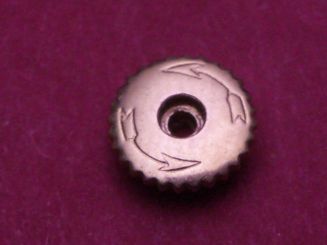 Vacheron Constantin Backwinder Gold Krone, Ø 5,67mm, Höhe 0,9mm / 2,48mm 