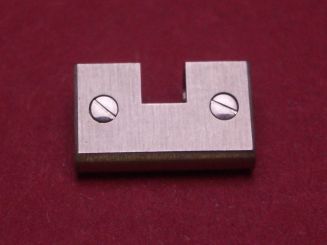 Cartier Santos Armband-Gehäuseanschlussglied, 12mm, Stahl, mit 2 Stahlschrauben Mittelaussparung 3,1mm, verschraubt von links 