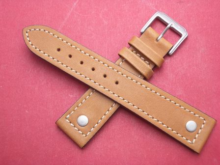 Leder-Armband  aus Sattelleder mit Niete 20mm im Verlauf auf 18mm Farbe: Natur 