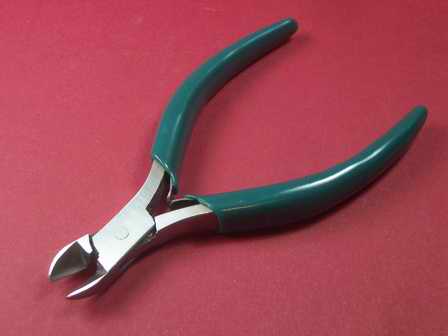 Seitenschneider Werkzeug mit grün beschichteten Griffen, Gesamtlänge: ca. 115mm 