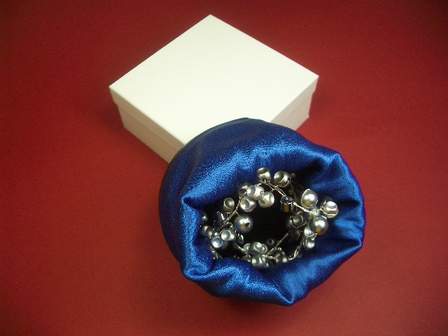 Uhren- & Schmuckbox zum Auf- und Zudrehen Durchmesser ca. 10cm 