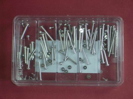 50 hochwertige schraubbare Stege Ø 1,3mm im Set, weiß. 