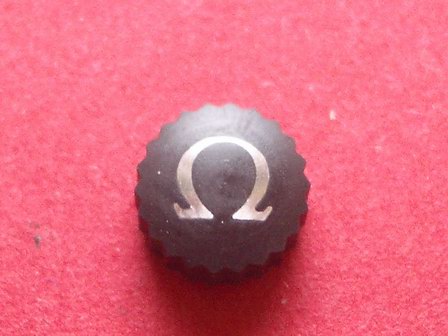 Omega Krone in Stahl schwarz eloxiert, Ø 6,25mm, Höhe 3,55mm, Gewinde 0,9mm, Tubus 2,5mm 