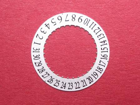 ETA Datumsscheibe, Kaliber F04.111, schwarze Schrift auf silbernen Grund,  Datumsfenster bei der 6 