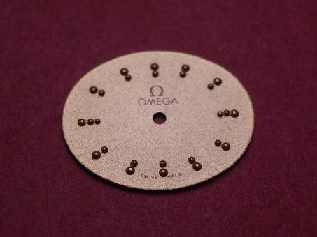 Omega Zifferblatt, 13,6mm x 16,6mm, gold mit goldfarbenen Inlays 
