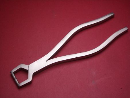 Edelstahl Zange,  Kopfbreite 2,5cm im geschlossenen Zustand, Gesamtlänge 17cm 