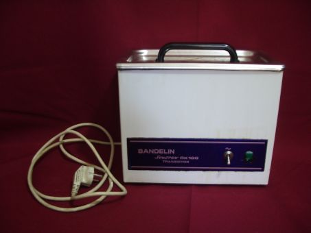 Ultraschallreinigungsgerät Bandelin, 21cm x 25cm x 16,5cm, Beckenmaße: 23,7cm x 13,7cm x 10cm, gebraucht 