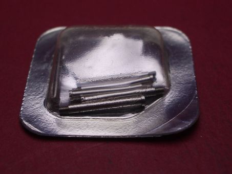 Cartier Schrauben für Verlängerungsglied, Stahl, Ø 1,74mm, Länge 13,37mm, für 21 GM, techn. Ref. 1330, 1 Schraube, MX000X2P 