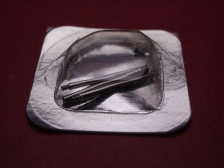 Cartier Schraube für Verlängerungsglied, Stahl, Ø 1,45mm, Länge 16,7mm, für Tank Francaise MM, techn. Ref. 2301, 1 Schraube, MX000DHG 