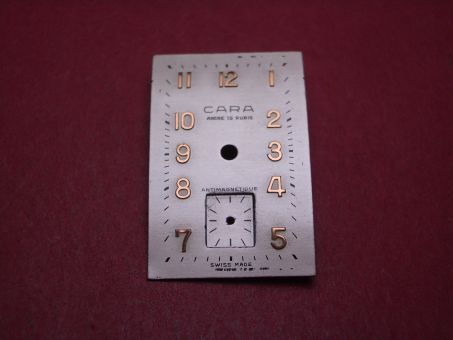 Cara Zifferblatt, 28,2mm x 18,4mm, gewölbt, Farbe: creme mit roséfarbenen Indikatoren, gebraucht 