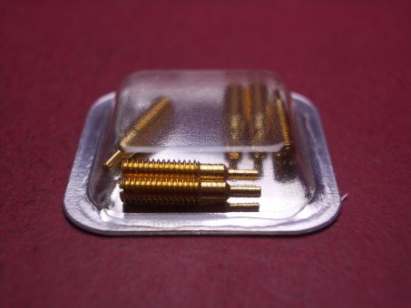 1 Cartier Schraube, Gelbgold, Ø 1,2mm, Länge 3,9mm, für Santos Vendome GM, 00382856 